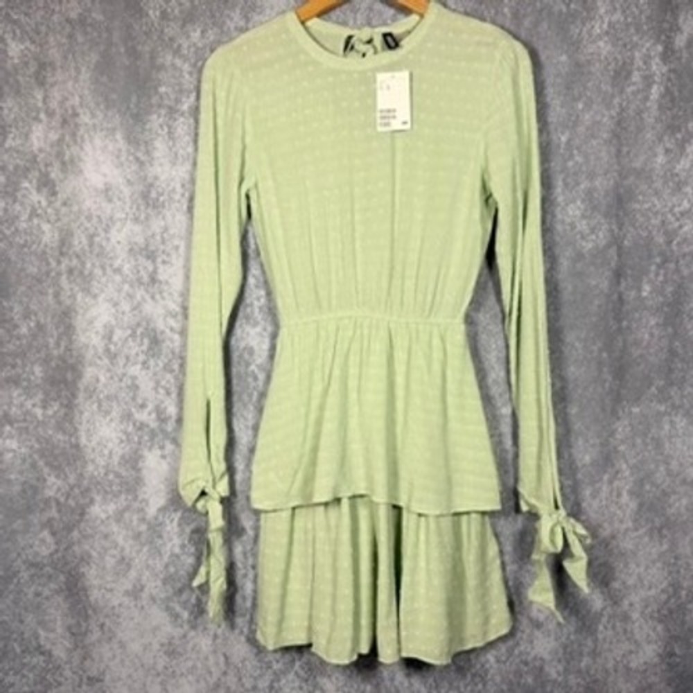 NWT H&M Divided Sz 2 Sage Green Swiss Dot Tiered Mini Dress Long Sleeve Tie Cuff